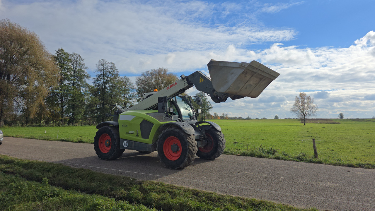 CLAAS Scorpion 6035 VARIPOWER - Chargeuse sur pneus: photos 5 CLAAS Scorpion 6035 VARIPOWER - Chargeuse sur pneus: photos 5