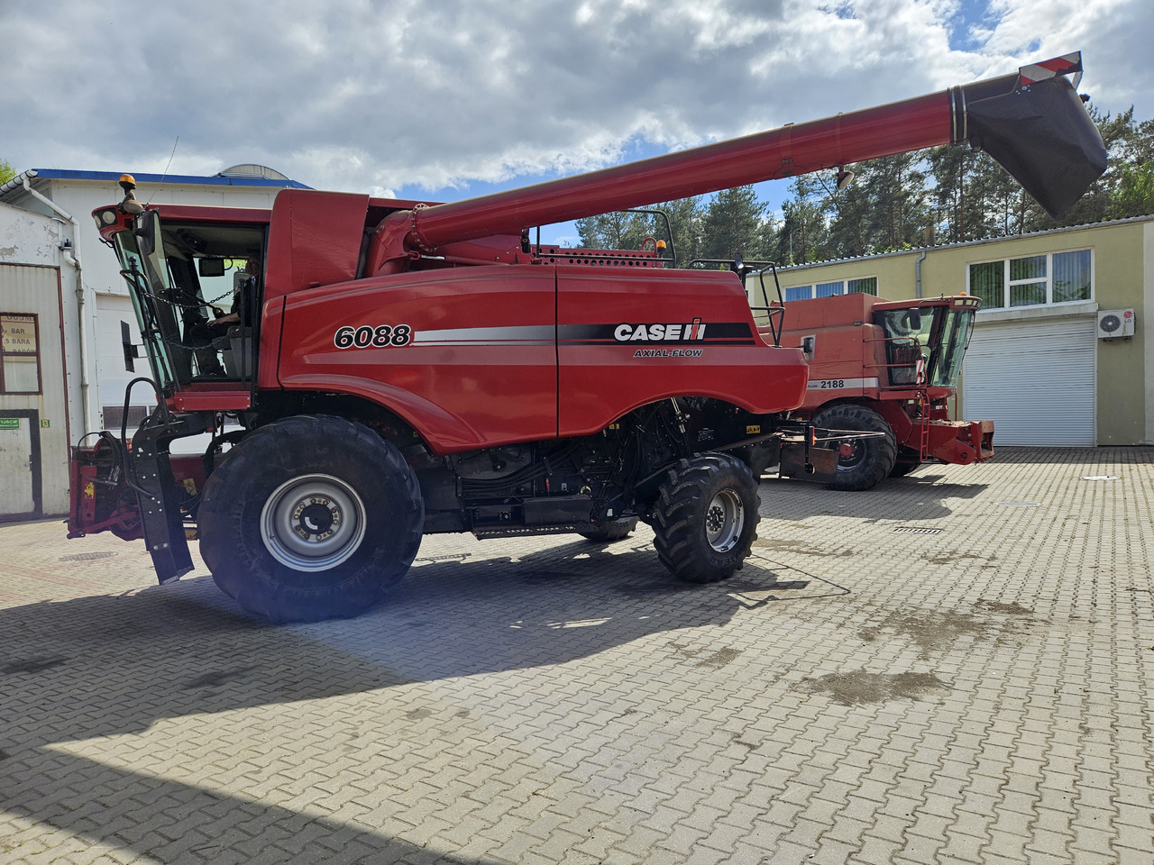 Case 6088 - Moissonneuse-batteuse: photos 2 Case 6088 - Moissonneuse-batteuse: photos 2