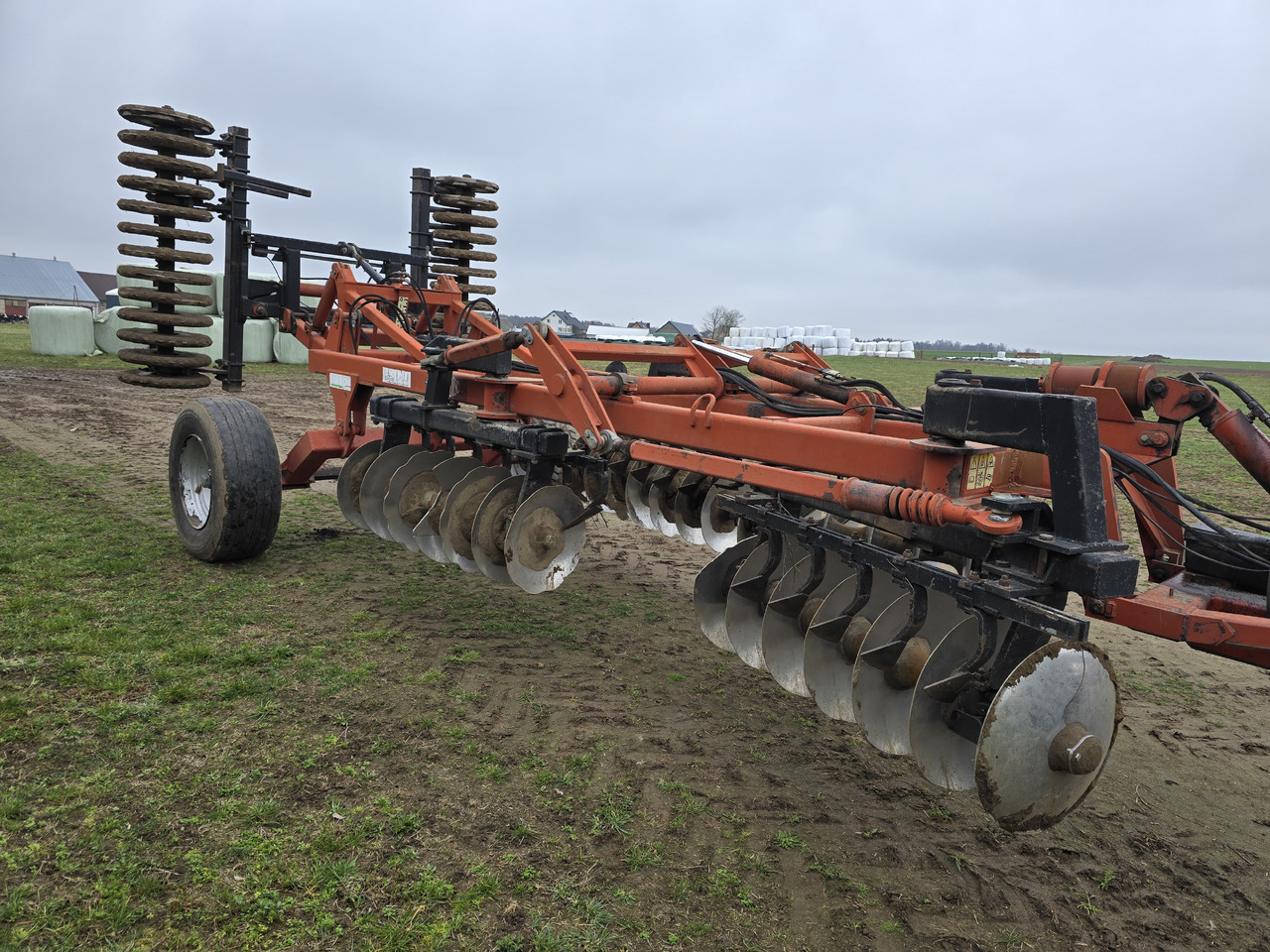 GREGOIRE BESSON CSX 666-26 - Cover crop: photos 4 GREGOIRE BESSON CSX 666-26 - Cover crop: photos 4