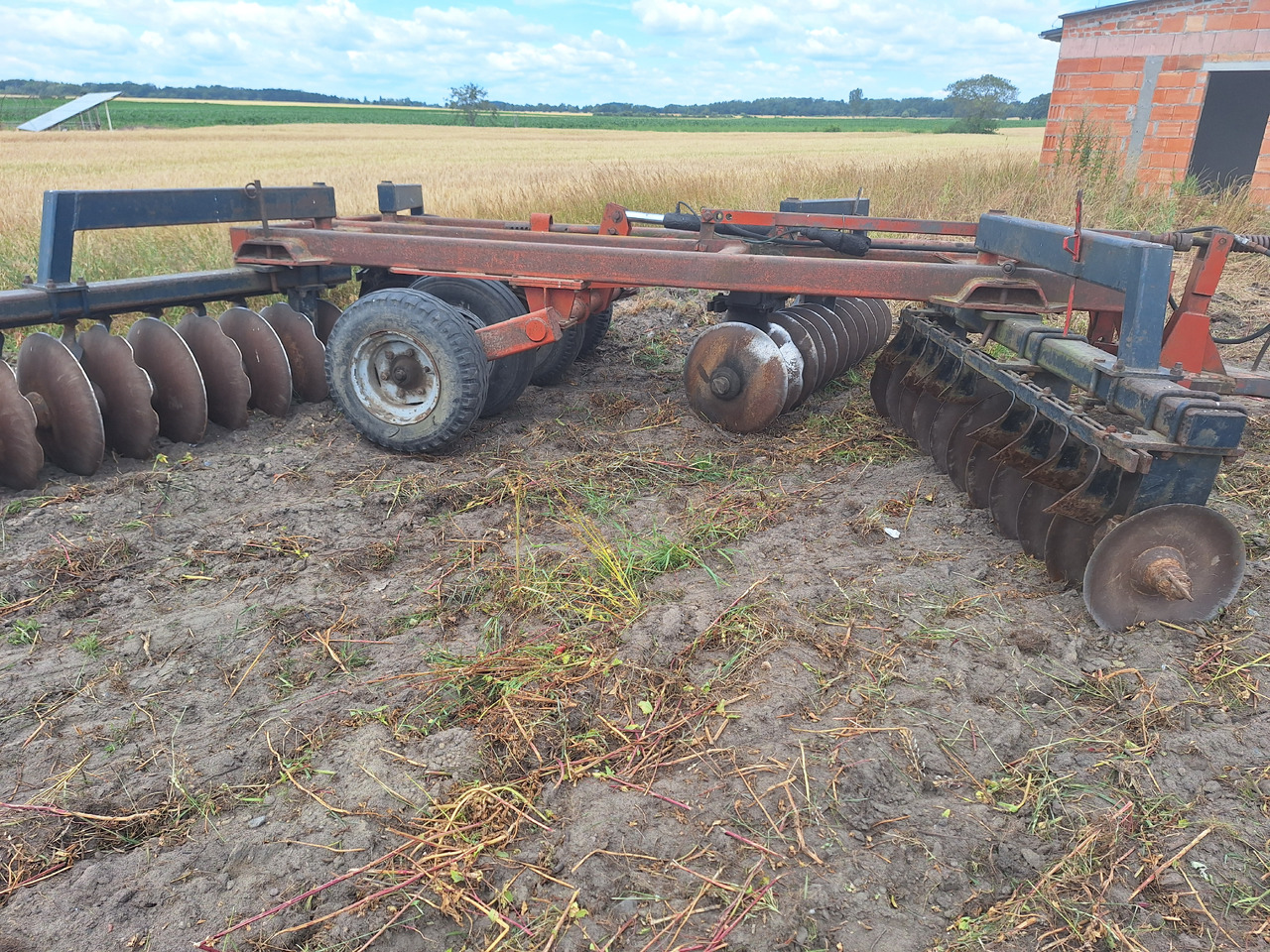 Gregoire Besson XRL 666 42 - Herse: photos 1 Gregoire Besson XRL 666 42 - Herse: photos 1