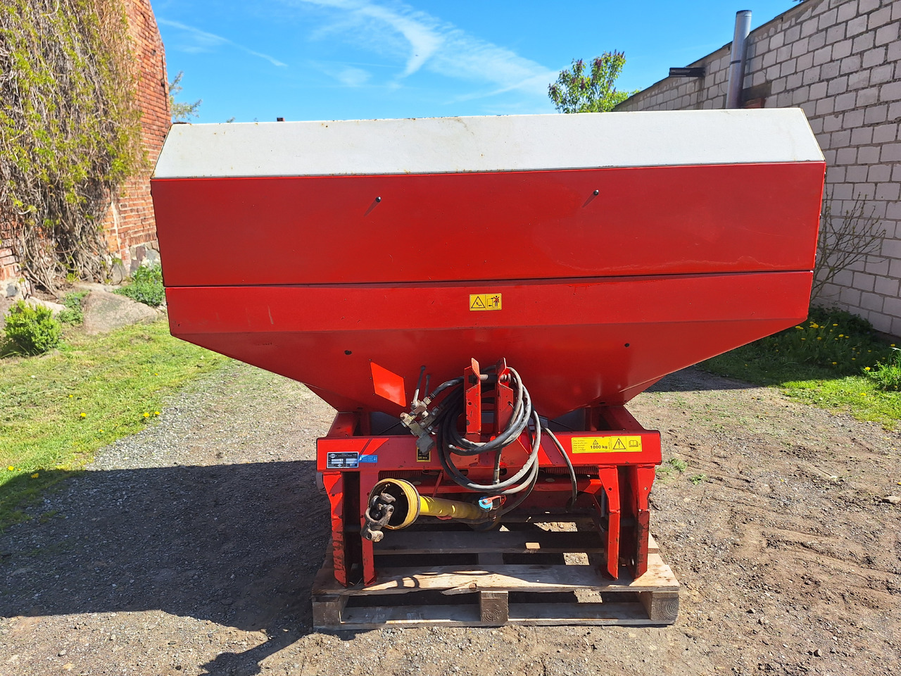 KUHN MDS935 - Distributeur d'engrais: photos 5 KUHN MDS935 - Distributeur d'engrais: photos 5