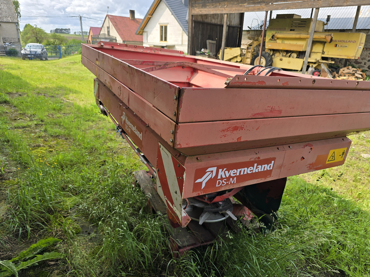 KVERNELAND DS-M 1500 L / 24 m - Distributeur d'engrais: photos 5 KVERNELAND DS-M 1500 L / 24 m - Distributeur d'engrais: photos 5