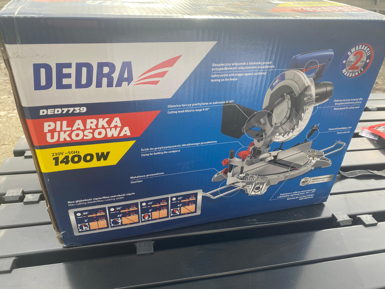 Norton, Dedra ukośnica, zestaw kluczy, lampa z czujnikiem, koszulka Polo - Outil automobile: photos 2 Norton, Dedra ukośnica, zestaw kluczy, lampa z czujnikiem, koszulka Polo - Outil automobile: photos 2