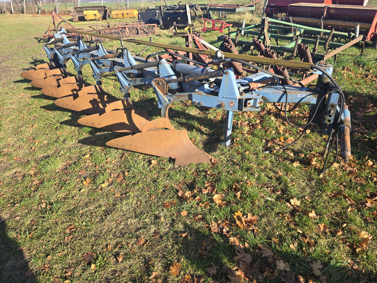 OVERUM 6 - Charrue: photos 1 OVERUM 6 - Charrue: photos 1