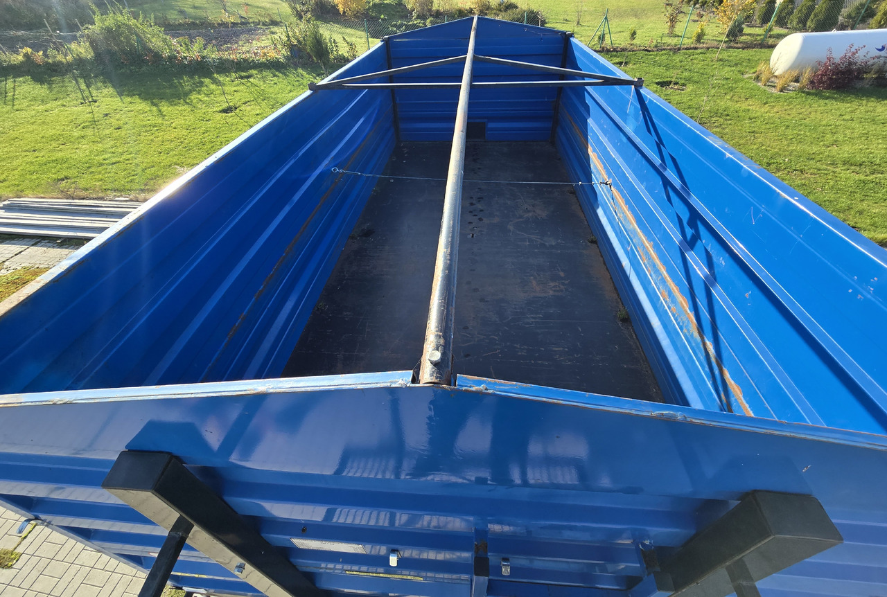 PANAV PS2.17 - Benne agricole: photos 3 PANAV PS2.17 - Benne agricole: photos 3