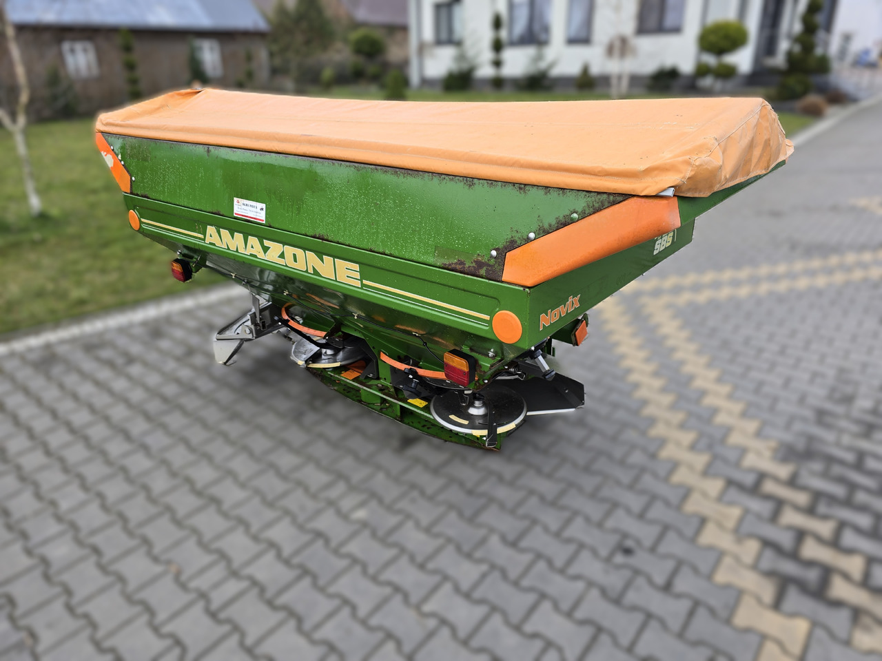 Amazone ZA-M Novix 2200 - Distributeur d'engrais: photos 3 Amazone ZA-M Novix 2200 - Distributeur d'engrais: photos 3