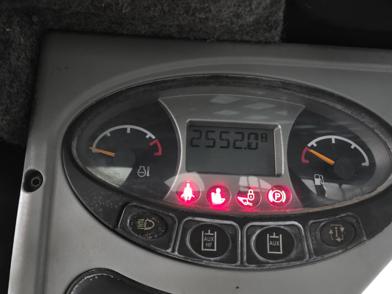 Bob cat s100 - Mini chargeuse: photos 4 Bob cat s100 - Mini chargeuse: photos 4