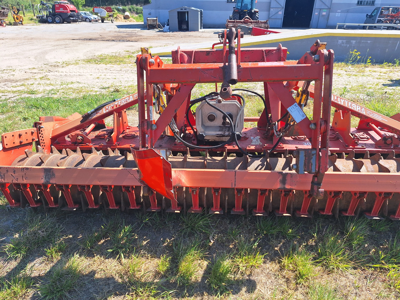 Inna AH523 - Herse: photos 4 Inna AH523 - Herse: photos 4