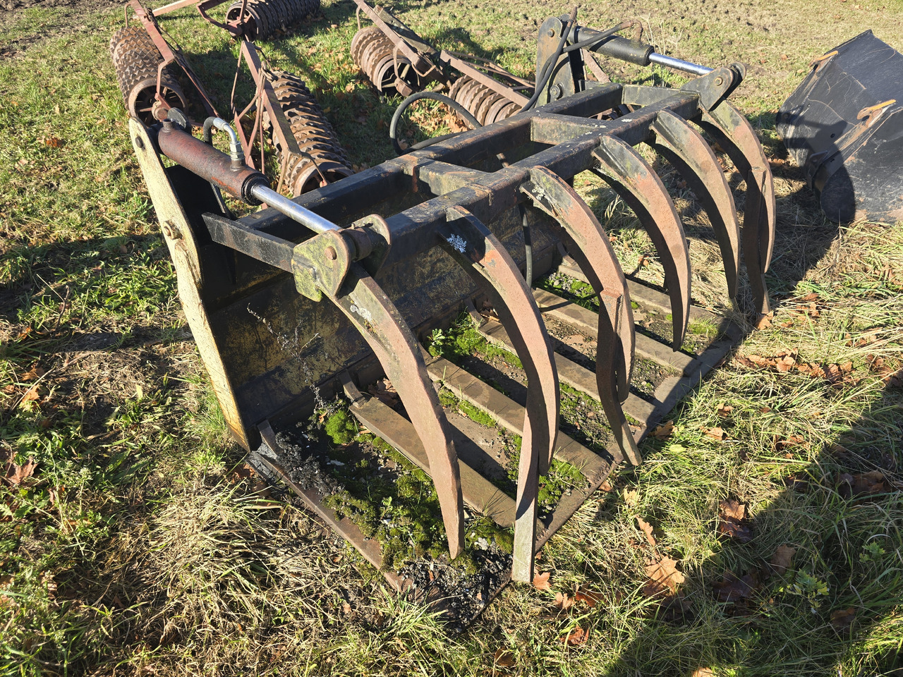 Inna Łyżko krokodyl 180 cm - Matériel d'ensilage: photos 1 Inna Łyżko krokodyl 180 cm - Matériel d'ensilage: photos 1