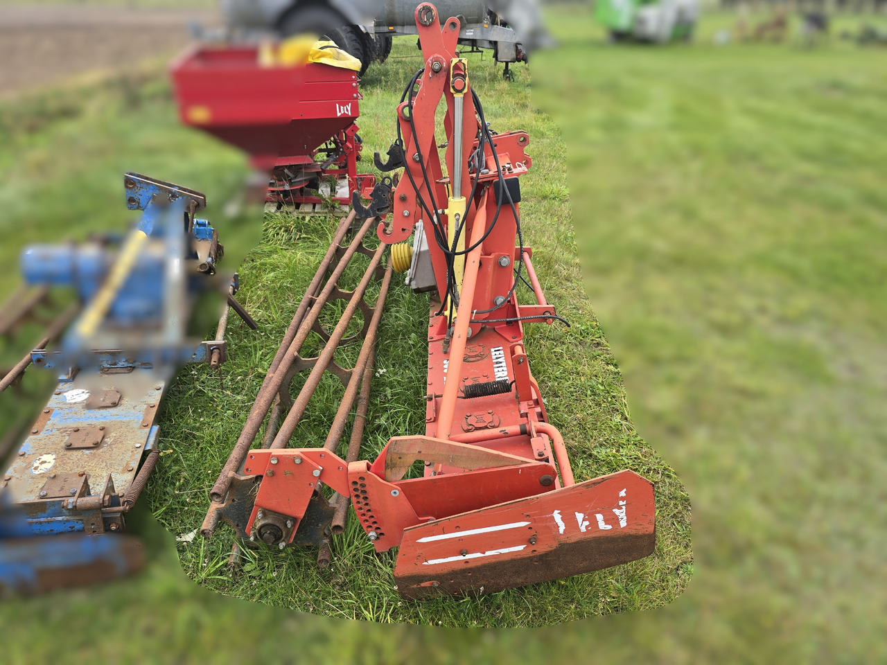 Lely Terra 300-22 - Herse: photos 4 Lely Terra 300-22 - Herse: photos 4