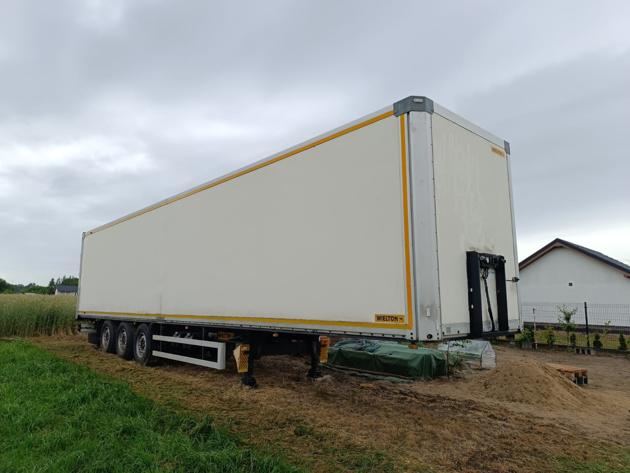 Wielton NS34FT - Semi-remorque fourgon: photos 5 Wielton NS34FT - Semi-remorque fourgon: photos 5