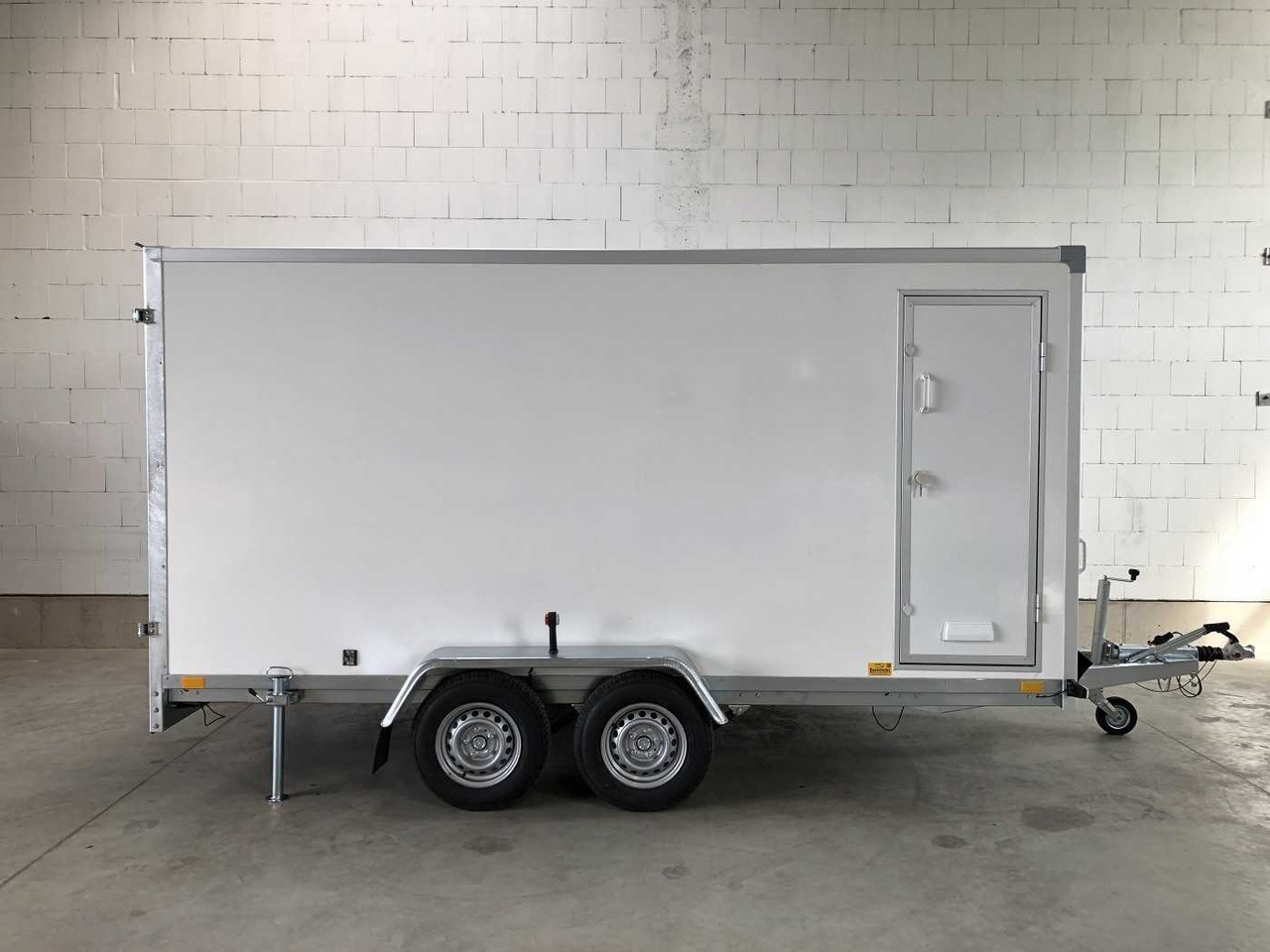 BLYSS F2741HT Seitentür Kofferanhänger - Remorque fourgon: photos 3 BLYSS F2741HT Seitentür Kofferanhänger - Remorque fourgon: photos 3