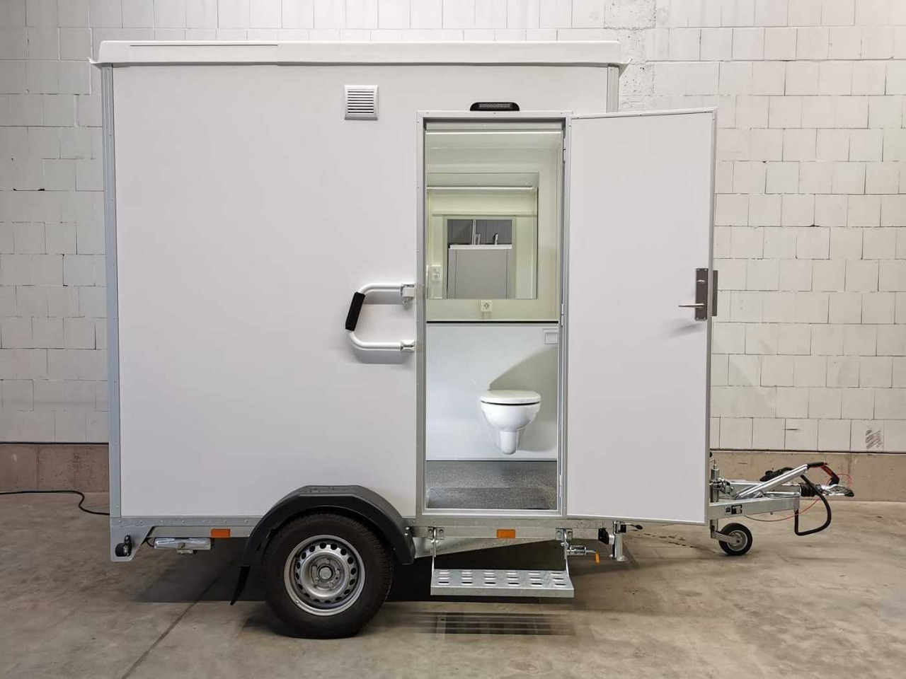 ROSEMEIER EW TA-NO Badanhänger mit WC LUX Toilettenanhänger - Conteneur comme habitat, Remorque: photos 1 ROSEMEIER EW TA-NO Badanhänger mit WC LUX Toilettenanhänger - Conteneur comme habitat, Remorque: photos 1
