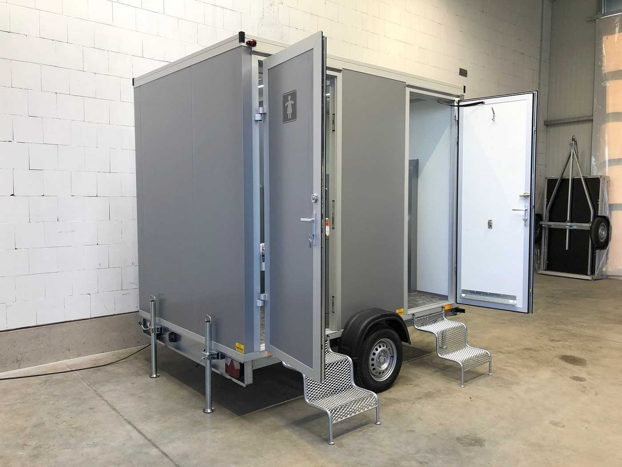 ROSEMEIER VE 1 Damen, 1 Herren, U SILVER Toilettenanhänger - Conteneur comme habitat, Remorque: photos 3 ROSEMEIER VE 1 Damen, 1 Herren, U SILVER Toilettenanhänger - Conteneur comme habitat, Remorque: photos 3