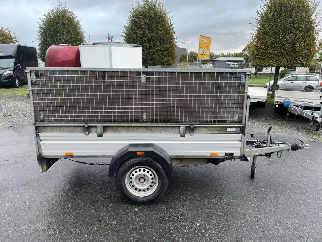 SARIS BMG135V McAlu Compact Gitter Kastenanhänger gebr - Remorque voiture: photos 2 SARIS BMG135V McAlu Compact Gitter Kastenanhänger gebr - Remorque voiture: photos 2