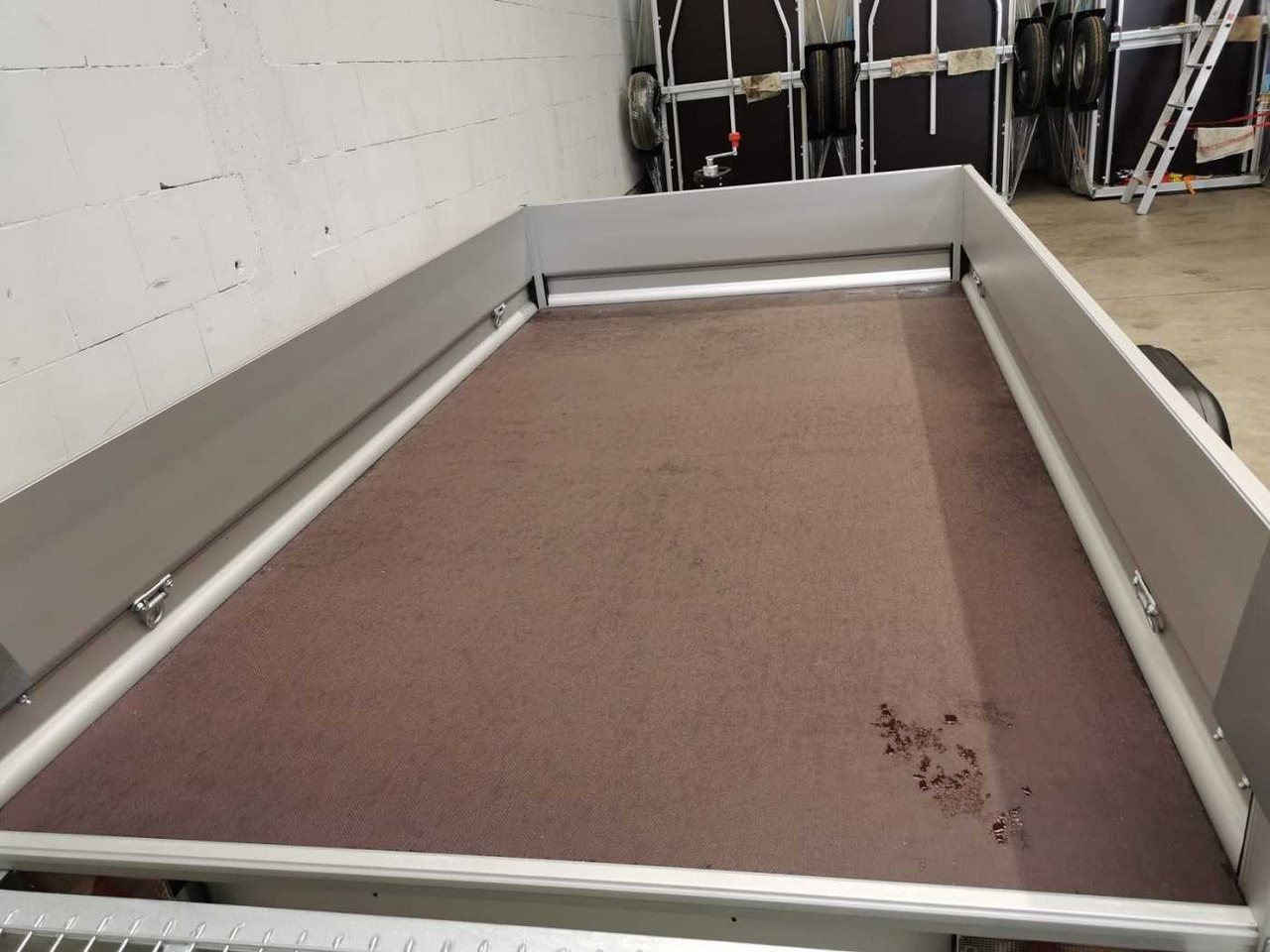 UNSINN UT-K 2514-13-14 Kastenanhänger gebremst - Remorque voiture: photos 3 UNSINN UT-K 2514-13-14 Kastenanhänger gebremst - Remorque voiture: photos 3