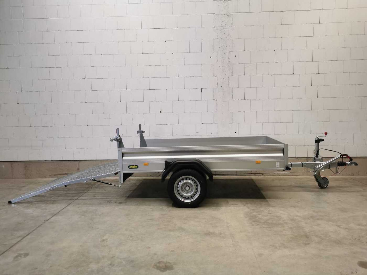 UNSINN UT-K 2514-13-14 Kastenanhänger gebremst - Remorque voiture: photos 2 UNSINN UT-K 2514-13-14 Kastenanhänger gebremst - Remorque voiture: photos 2