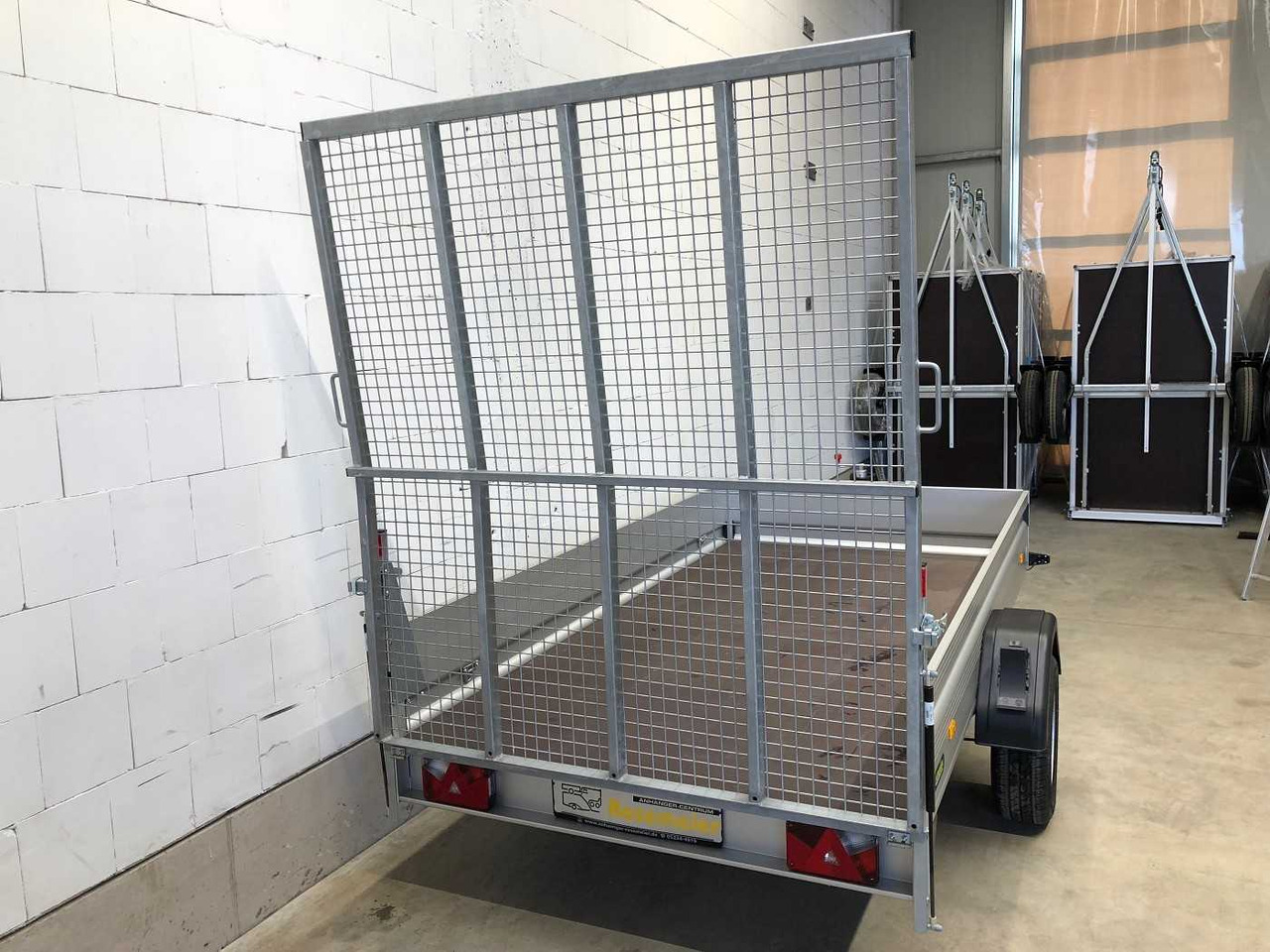 UNSINN UT-K 3015-13-14 Kastenanhänger gebremst - Remorque voiture: photos 5 UNSINN UT-K 3015-13-14 Kastenanhänger gebremst - Remorque voiture: photos 5