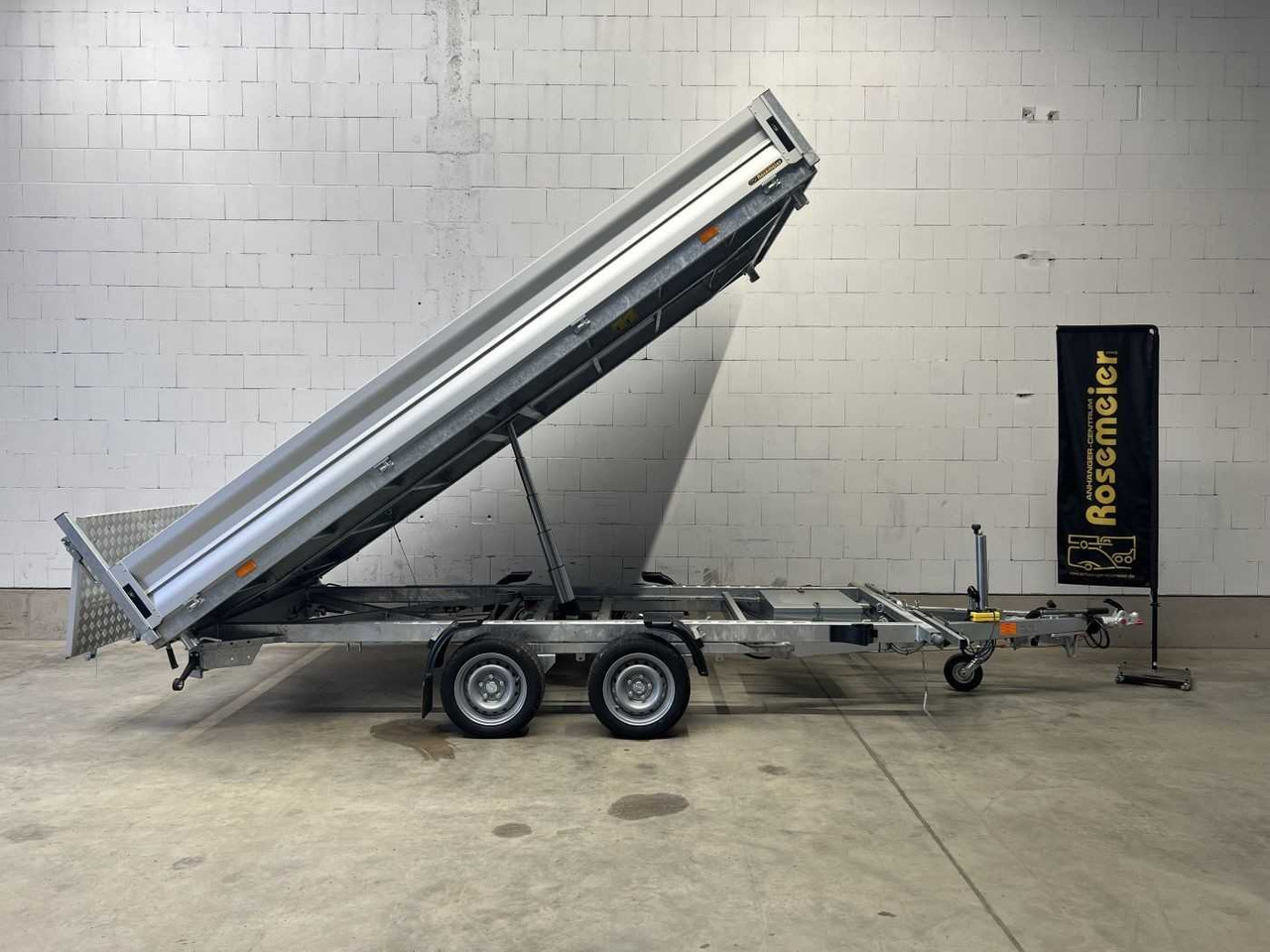 VEZEKO Juki 35.4 Multi Multidreiseitenkipper - Remorque benne: photos 4 VEZEKO Juki 35.4 Multi Multidreiseitenkipper - Remorque benne: photos 4