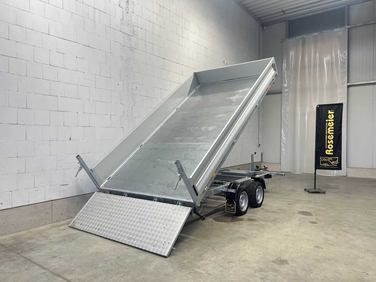 VEZEKO Juki 35.4 Multi Multidreiseitenkipper - Remorque benne: photos 3 VEZEKO Juki 35.4 Multi Multidreiseitenkipper - Remorque benne: photos 3