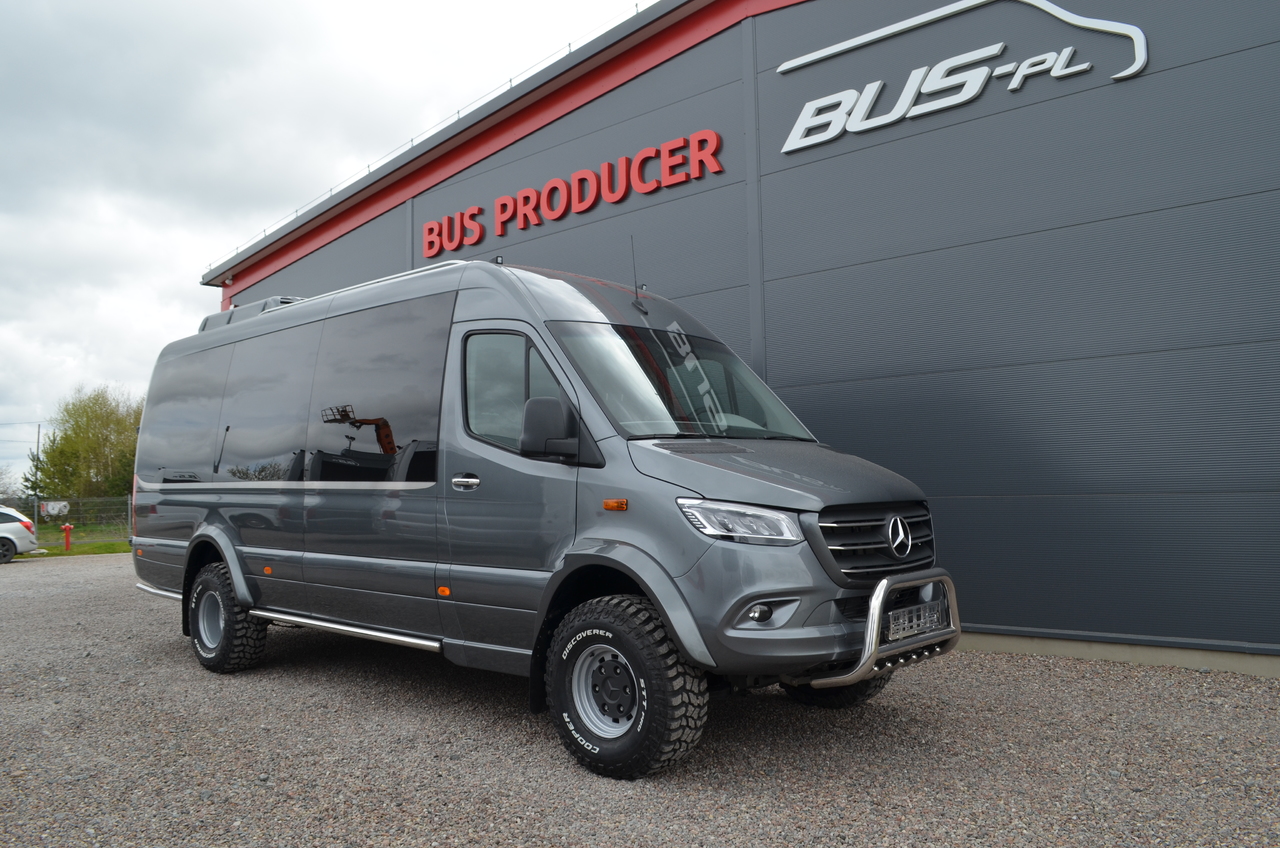 MERCEDES-BENZ Sprinter 519 4x4 high and low drive - Minibus, Transport de personnes: photos 2 MERCEDES-BENZ Sprinter 519 4x4 high and low drive - Minibus, Transport de personnes: photos 2