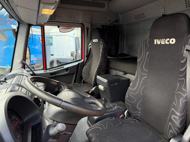 Iveco EuroCargo 120 E25 4X2 BAKWAGEN MET SCHUIFZEILEN EURO6 - Camion à rideaux coulissants: photos 5 Iveco EuroCargo 120 E25 4X2 BAKWAGEN MET SCHUIFZEILEN EURO6 - Camion à rideaux coulissants: photos 5