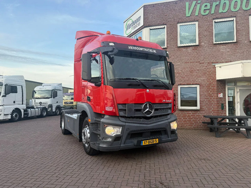 Mercedes-Benz Actros Actros 1836LS Streamspace / ONLY 740.643km / Holland Truck - Tracteur routier: photos 1 Mercedes-Benz Actros Actros 1836LS Streamspace / ONLY 740.643km / Holland Truck - Tracteur routier: photos 1