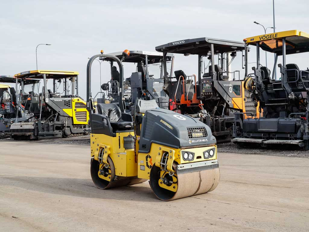 BOMAG BW 90 AD-5 - Rouleau compresseur: photos 4 BOMAG BW 90 AD-5 - Rouleau compresseur: photos 4