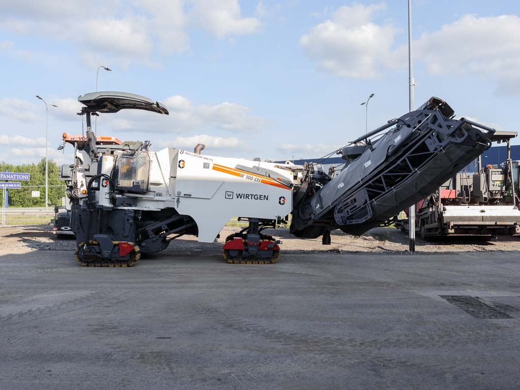WIRTGEN W 100 CFi - Fraiseuse à froid: photos 5 WIRTGEN W 100 CFi - Fraiseuse à froid: photos 5