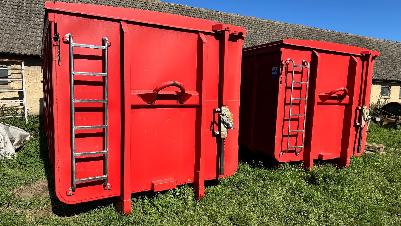 PRONAR T285/1 Hakenlift mit 2 Containern - Outil/ Équipement: photos 3 PRONAR T285/1 Hakenlift mit 2 Containern - Outil/ Équipement: photos 3