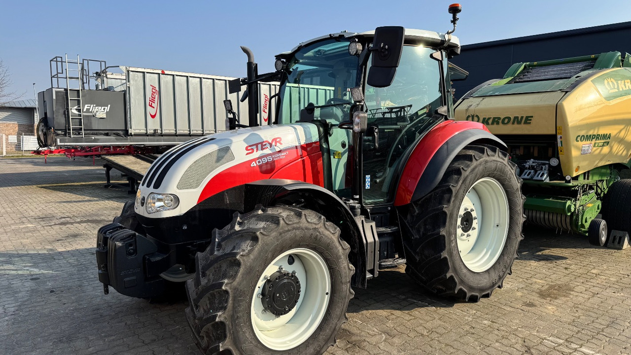 Steyr 4095 Kompakt Ecotech - Tracteur agricole: photos 1 Steyr 4095 Kompakt Ecotech - Tracteur agricole: photos 1