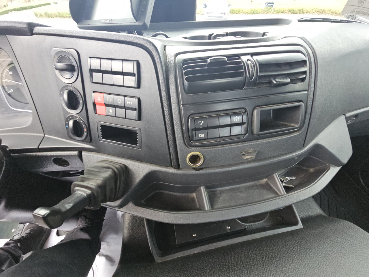 Camion porte-conteneur/ Caisse mobile Mercedes Atego 1224: photos 15