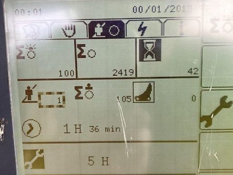 CLAAS Rollant 340 RC - Presse à balles rondes: photos 3 CLAAS Rollant 340 RC - Presse à balles rondes: photos 3