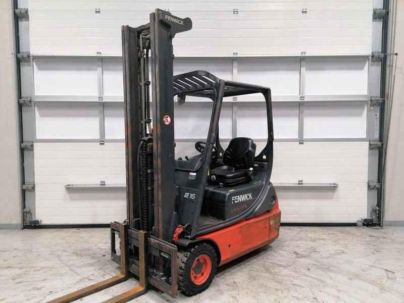 Linde E 16 C-02 - Chariot élévateur électrique: photos 3 Linde E 16 C-02 - Chariot élévateur électrique: photos 3