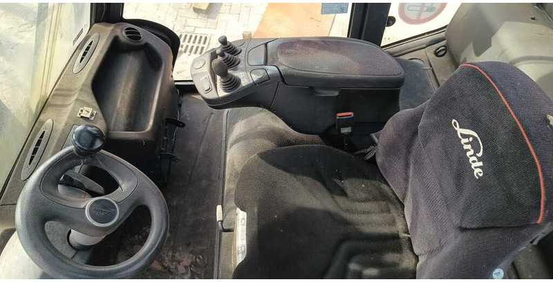 Linde H80T900 H80T-900 - Chariot élévateur à gaz: photos 2 Linde H80T900 H80T-900 - Chariot élévateur à gaz: photos 2
