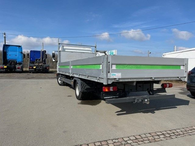 Mercedes-Benz Atego 3 MB 818 Pritschenwagen Top gepflegt - Camion plateau: photos 4 Mercedes-Benz Atego 3 MB 818 Pritschenwagen Top gepflegt - Camion plateau: photos 4