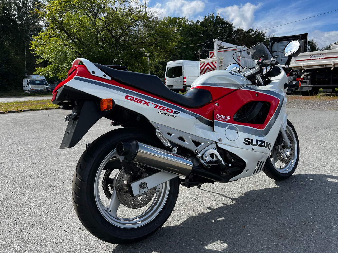 Suzuki GSX 750 - Motocyclette: photos 5 Suzuki GSX 750 - Motocyclette: photos 5