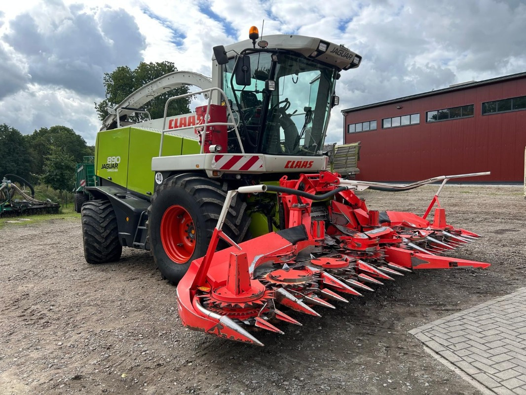 CLAAS Jaguar 890 - Matériel de récolte: photos 1 CLAAS Jaguar 890 - Matériel de récolte: photos 1