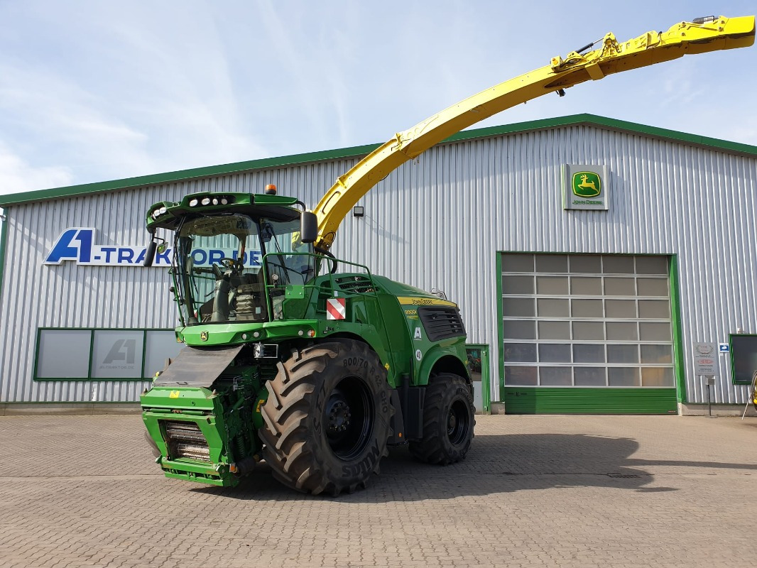 John Deere 9900 - Matériel de récolte: photos 1 John Deere 9900 - Matériel de récolte: photos 1