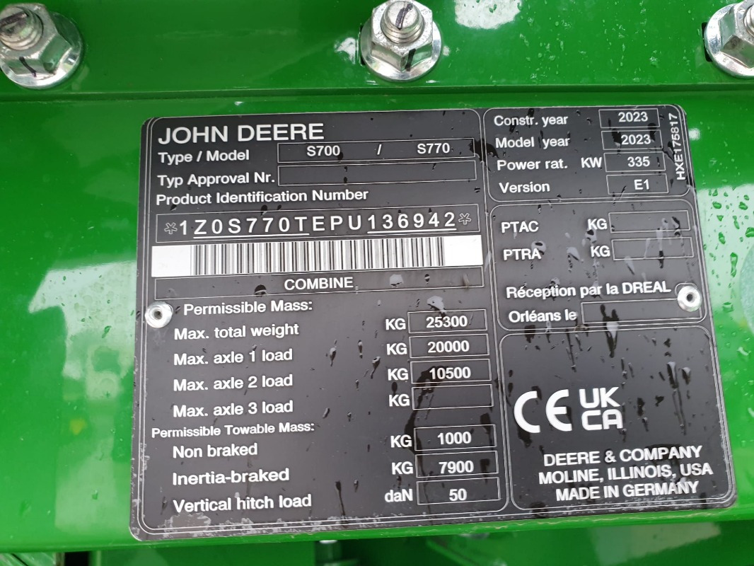 John Deere S770 - Moissonneuse-batteuse: photos 2 John Deere S770 - Moissonneuse-batteuse: photos 2