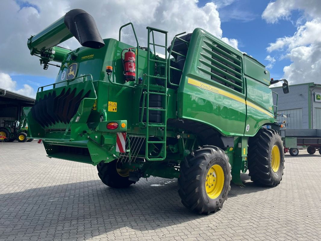 John Deere T660 - Moissonneuse-batteuse: photos 3 John Deere T660 - Moissonneuse-batteuse: photos 3