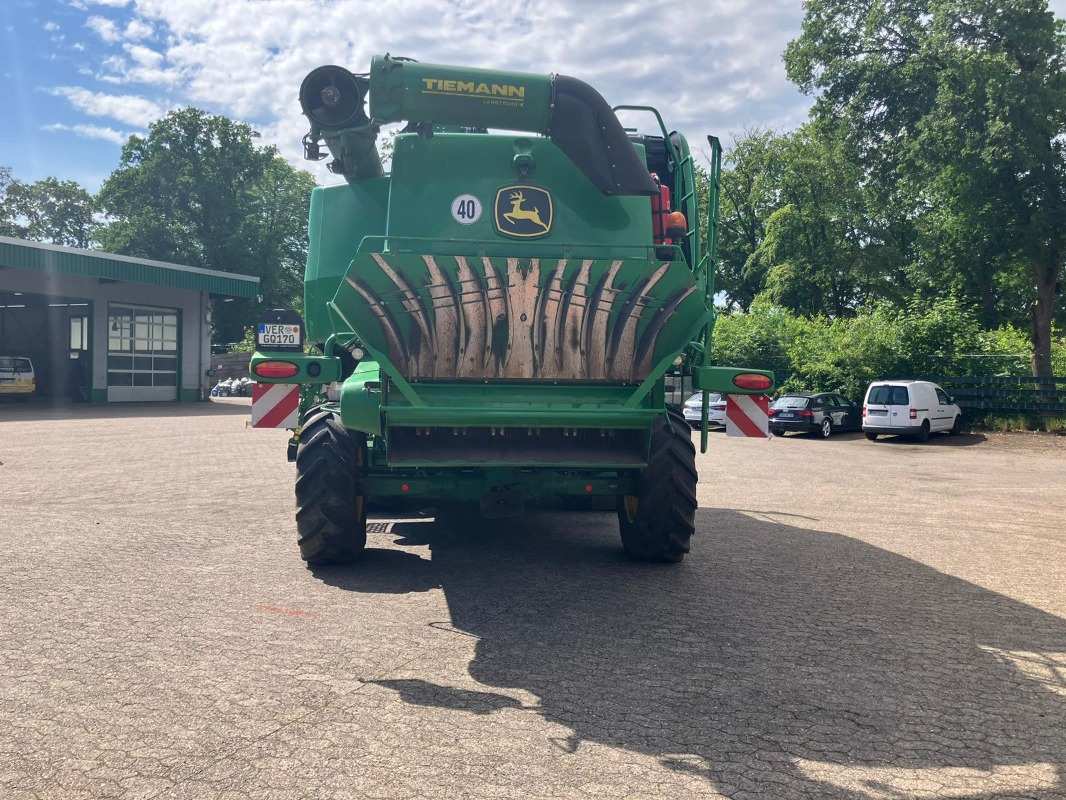 John Deere T670 - Moissonneuse-batteuse: photos 3 John Deere T670 - Moissonneuse-batteuse: photos 3