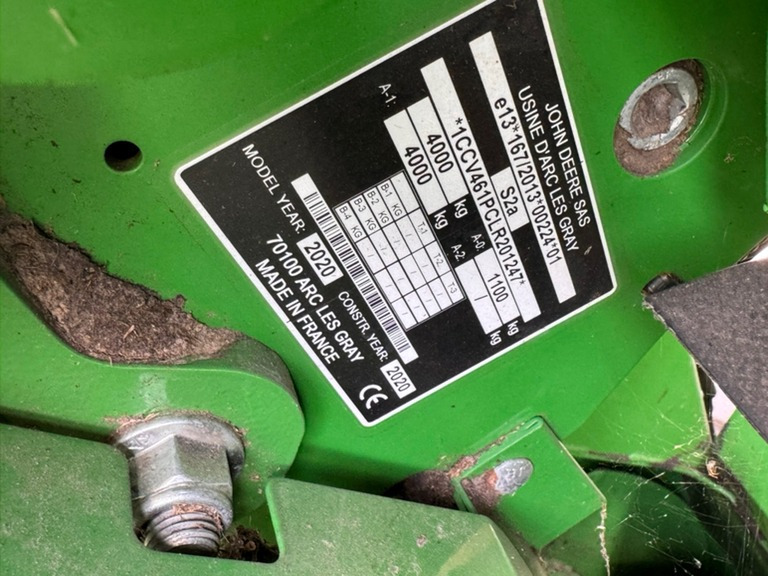 John Deere V461R - Enrubanneuse: photos 4 John Deere V461R - Enrubanneuse: photos 4
