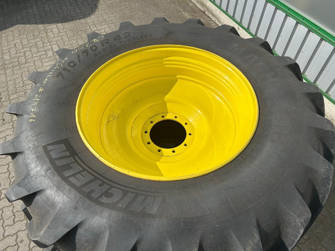 Michelin Kompletträder 710/70R42 600/70R30 - Pneu: photos 5 Michelin Kompletträder 710/70R42 600/70R30 - Pneu: photos 5