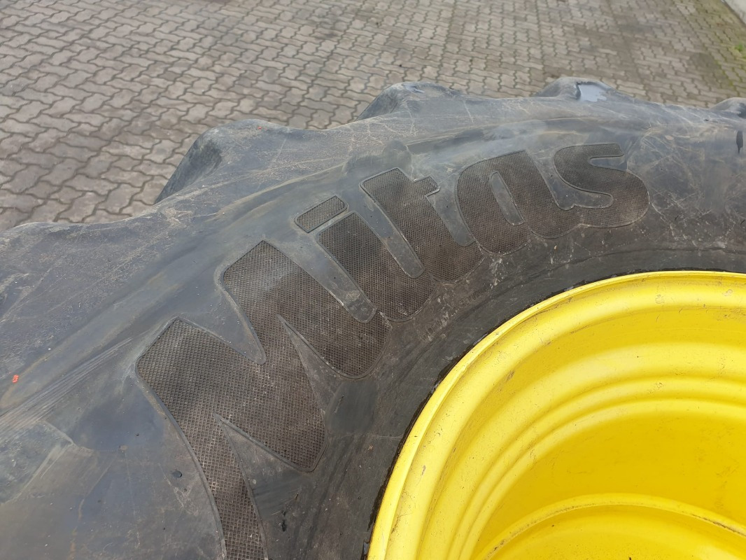 Mitas 600/70R38 - Pneus et jantes pour Machine agricole: photos 5 Mitas 600/70R38 - Pneus et jantes pour Machine agricole: photos 5
