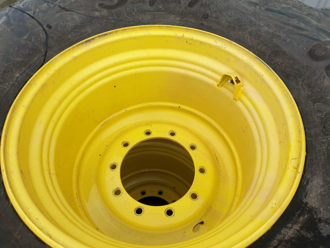 Mitas 600/70R38 - Pneus et jantes pour Machine agricole: photos 4 Mitas 600/70R38 - Pneus et jantes pour Machine agricole: photos 4