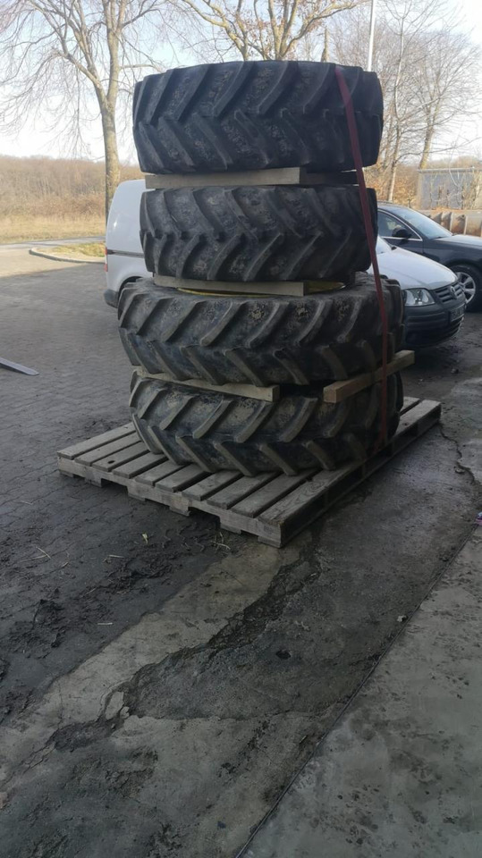Firestone 460/85R42 480/70R30 - Pneu: photos 1 Firestone 460/85R42 480/70R30 - Pneu: photos 1