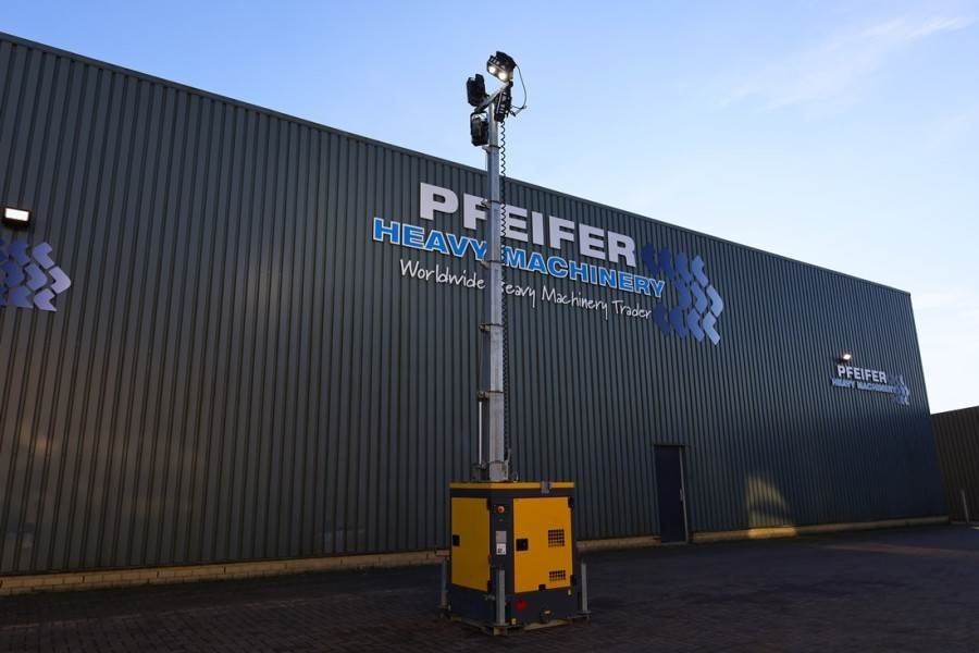 Atlas Copco HiLight B5+KD Max Boom Height 8m, Luminosity With - Mat d'éclairage: photos 3 Atlas Copco HiLight B5+KD Max Boom Height 8m, Luminosity With - Mat d'éclairage: photos 3