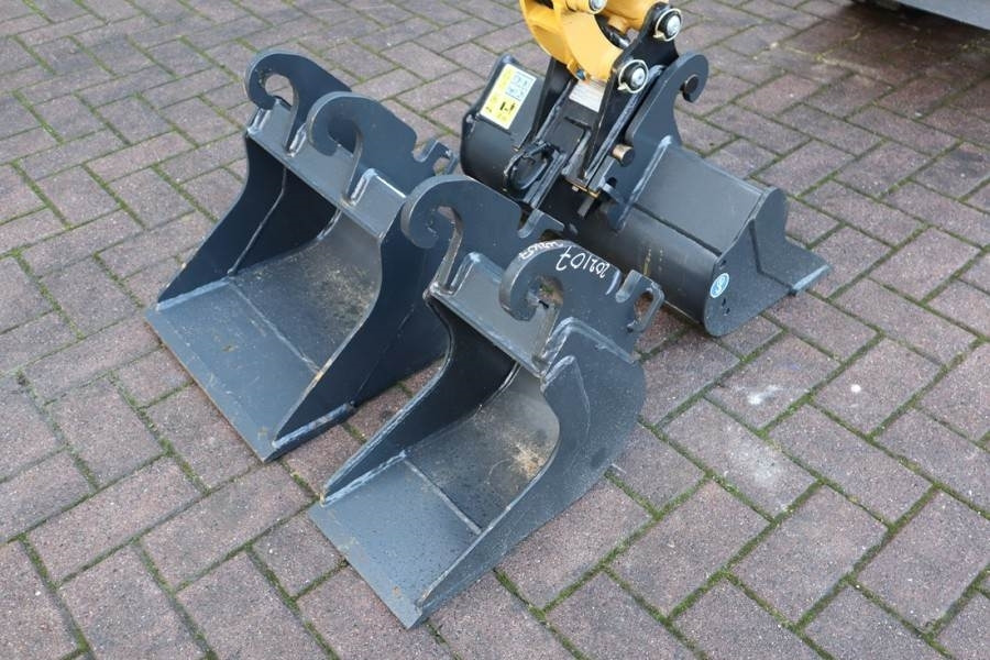 CAT 300.9D NEW, Valid inspection, *Guarantee! Hydr Qui - Mini pelle: photos 3 CAT 300.9D NEW, Valid inspection, *Guarantee! Hydr Qui - Mini pelle: photos 3