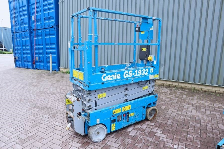 Genie GS1932 Electric, Working Height 7.8 m, 227kg Capac - Nacelle ciseaux: photos 2 Genie GS1932 Electric, Working Height 7.8 m, 227kg Capac - Nacelle ciseaux: photos 2